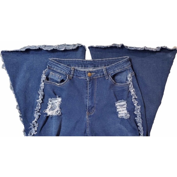 Wide Flare High Rise Distressed Raw Fringe Hem Jeans Size Large, Very Stretchy! - Picture 3 of 6